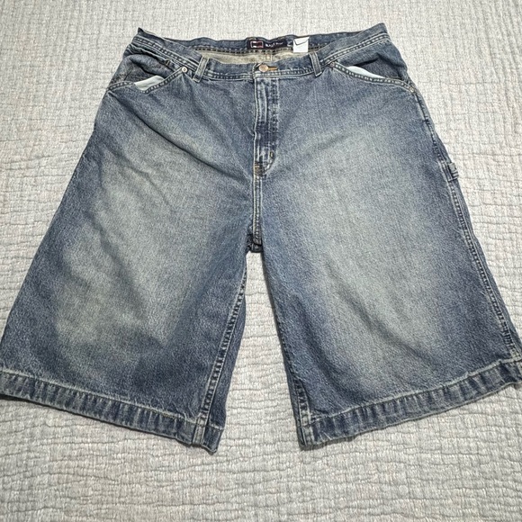Vintage Bugle Boy Denim Carpenter Shorts Jorts Size 40 Medium Blue Wash Y2K - Picture 1 of 5